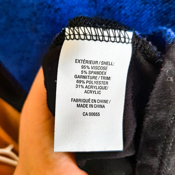 Reitmans Peplum Top color Block office small office knit - Picture 4 of 4